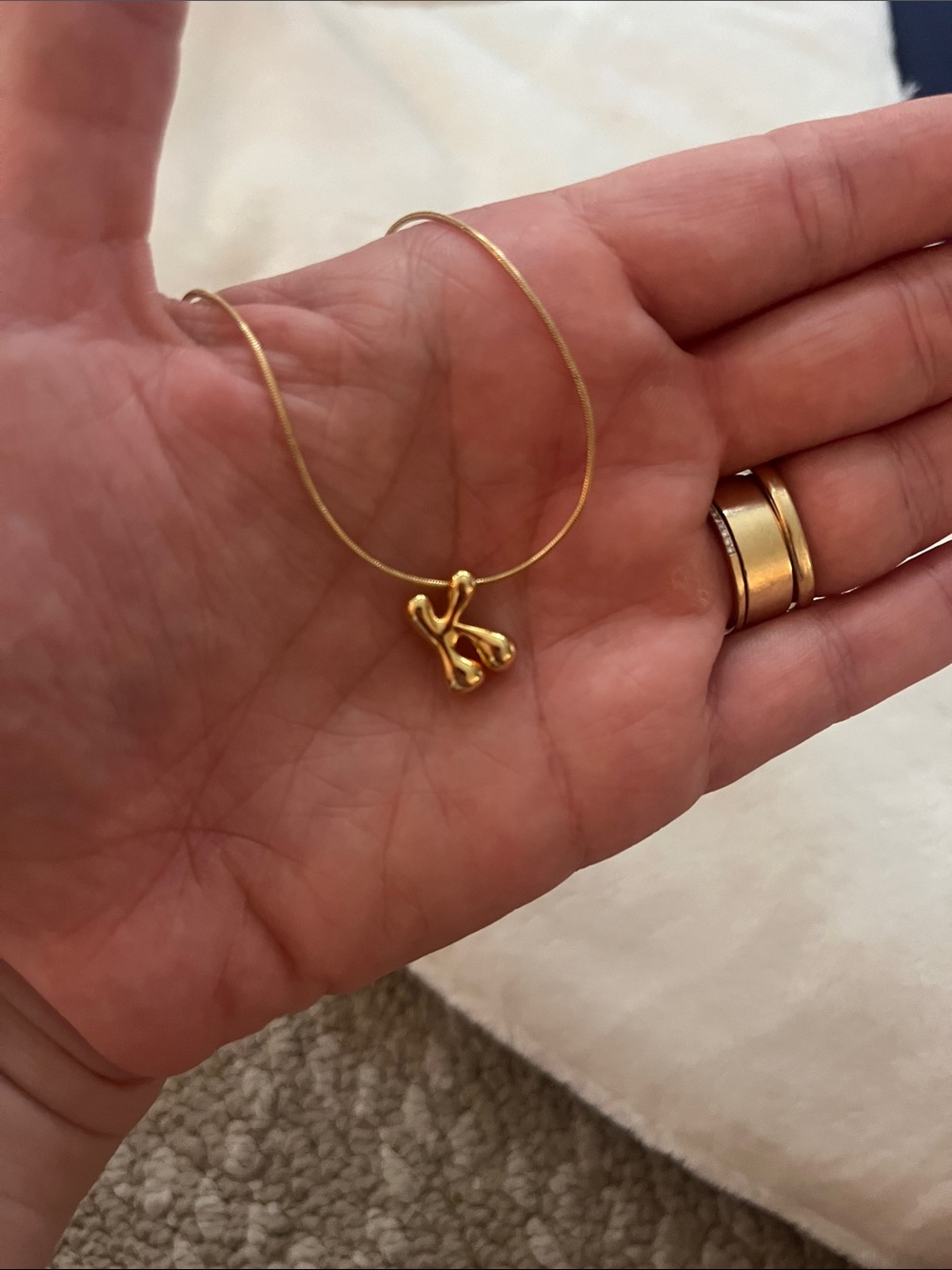 Mini K Bubble necklace